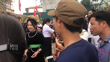 Chợ Tình Tân Sơn Lục Ngạn Các cô gái bản xinh làm náo loạn cả khu chợ tình