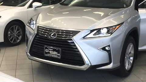 Adjusting your light settings in your Lexus.