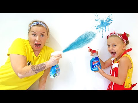 Alice helps mom with cleaning and babysit little sister - Useful stories for kids