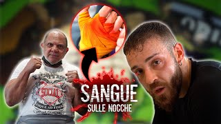 EX CAMPIONE AMERICANO DI BOXE MI DISTRUGGE