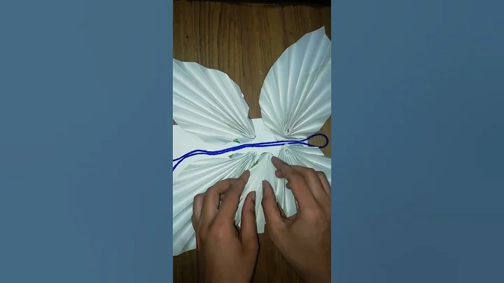 #shorts #youtubeshorts  Diy Paper Butterfly Easy Wall Hanging 2022
