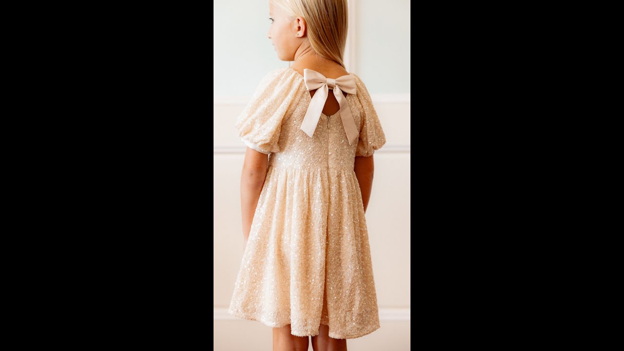 On their way to the Nutcracker in their Ivy best.