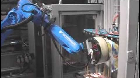 IMDECOL IML 6 axis side entry wrap around label robot for plastic container