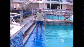 Mr Pots goes ashore in Cadiz
