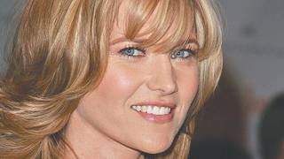 LUCY LAWLESS: TOPLESS Huge Size Will Make You Look Twice, Try Not To Drool