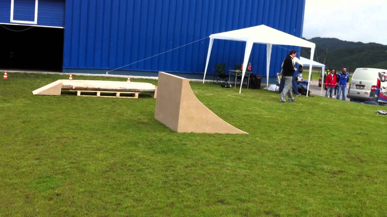 Monster Truck Challenge Romania 2012 - First Edition by www.hpi-racing.ro