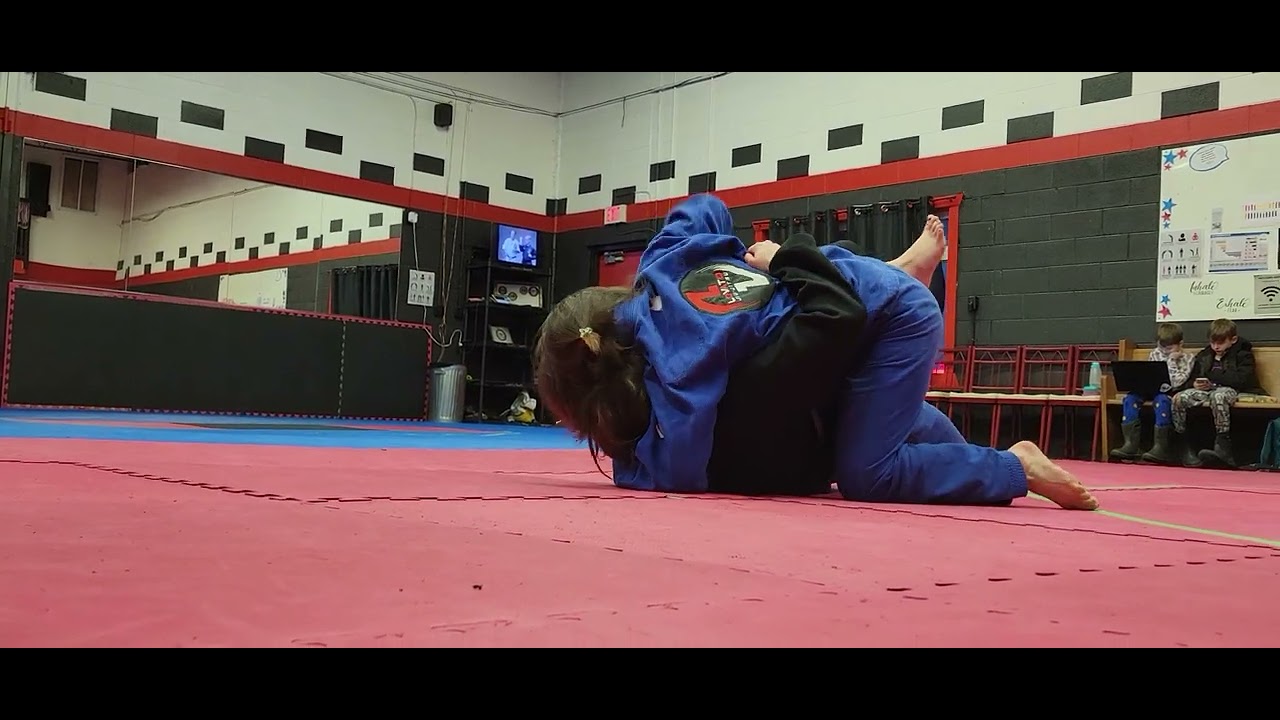 Hannah Rauch Brazilian Jiu-jitsu Charlene x Hannah 2 - YouTube