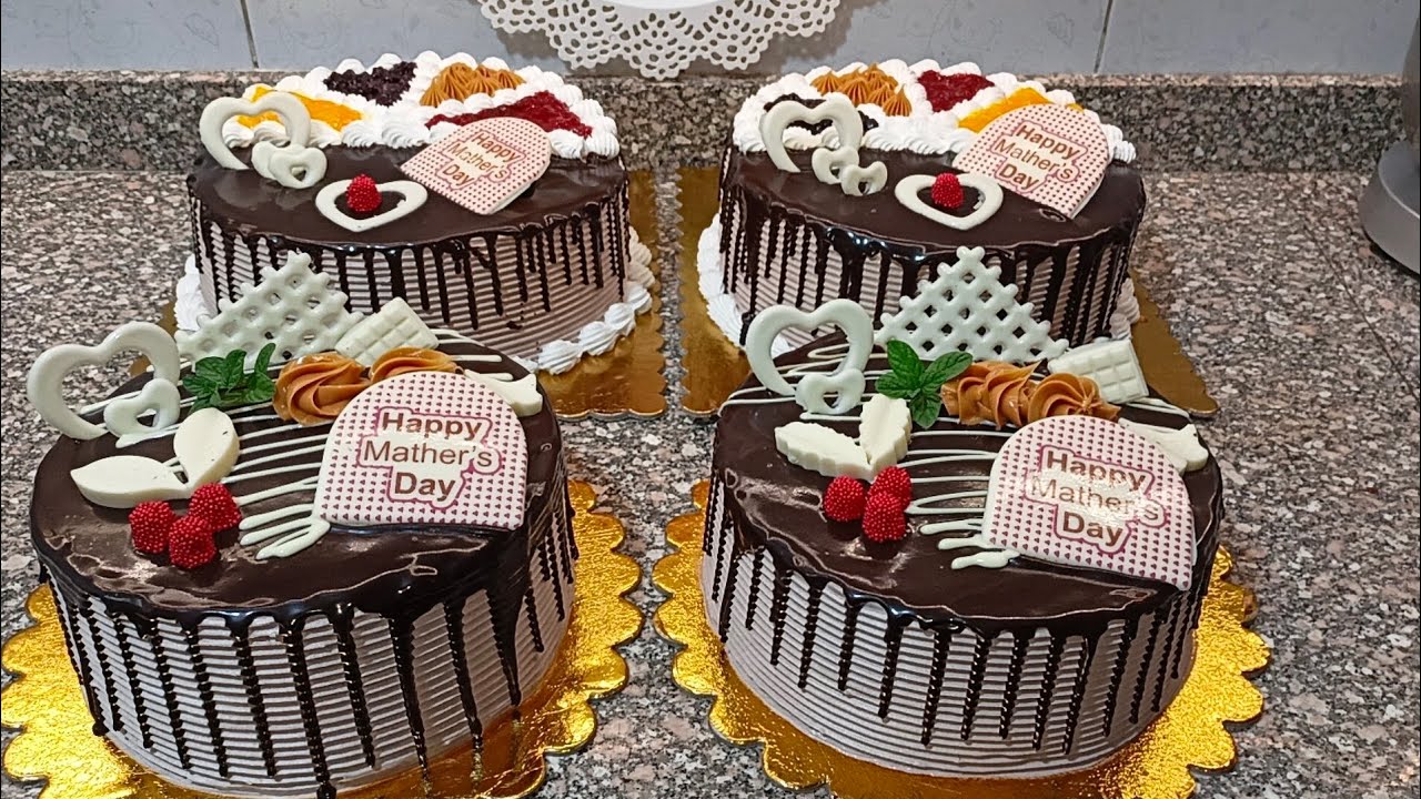 عملت ٤ تورت كبار لعيد الام بنص كيلو كريم شانتيه بس بتزين جديد مُختلف جدااا 👌