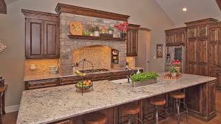 For Sale:  554 Touchdown Dr., Jackson, MO 63755
