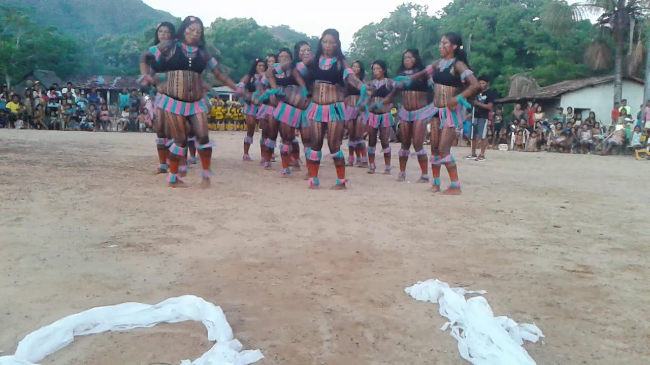 Hina Hina Kayapo Aldeia Gorotire