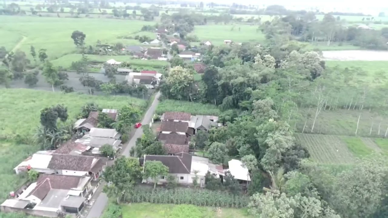 NGABUBURIT NUNGGU MAGRIB PUTER PUTER KAMPUNG