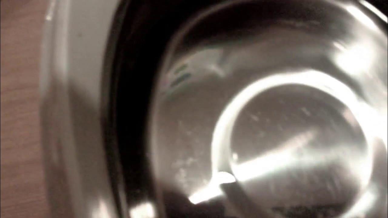 airbrush nozzle parts cleaning with lacquer thinner then purified water