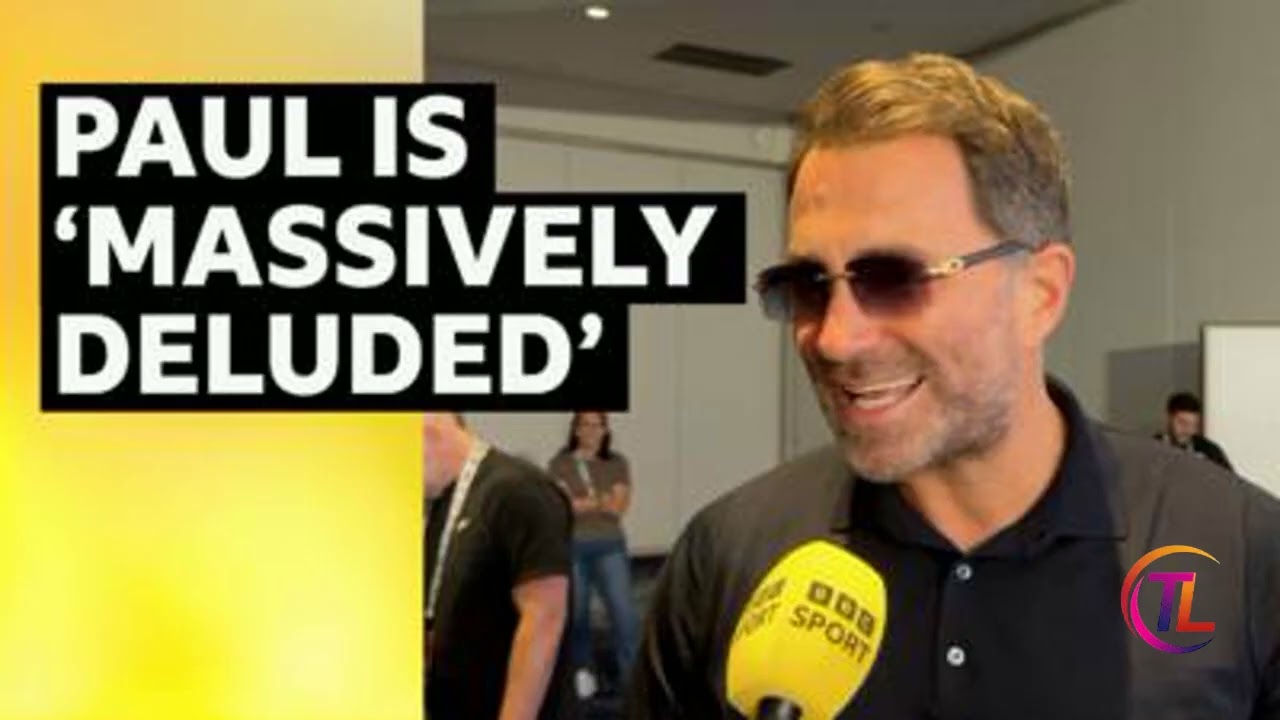 'He's going off!' - England strike after Australia make review error