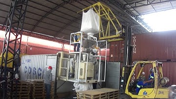 Bulk Container Loading with Sugar