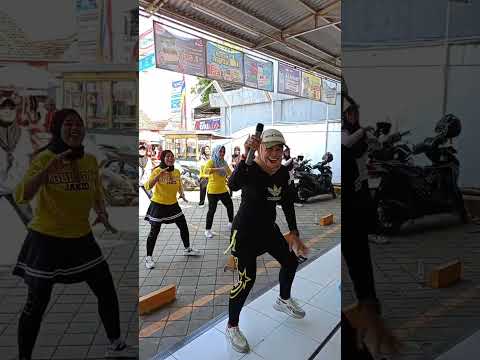 Gara gara sebotol minuman 🍾✨ joining this trend 😂 #sebotolminuman