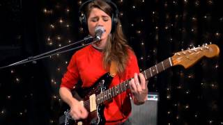 Miniatura del video "Lady Lamb - Spat Out Spit (Live on KEXP)"