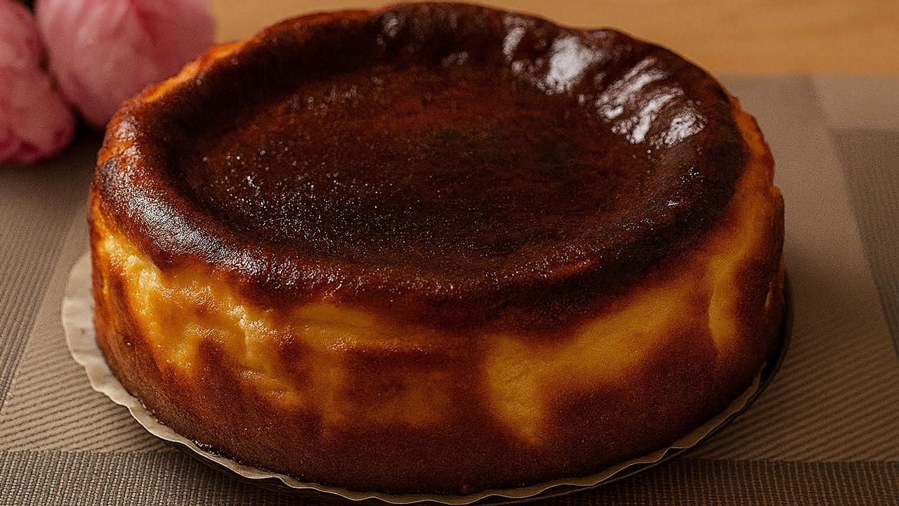 Знаменитый чизкейк Сан-Себастьяна 🍰 | Приготовьте лучший Basque Burnt Cheesecake дома