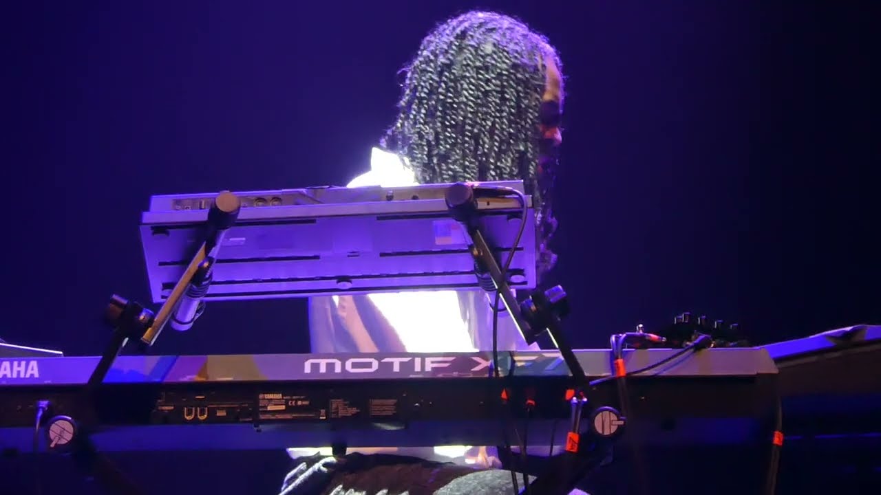 Carlos Alomar, The D.A.M. Trilogy - Piano solo / Space Oddity / Ashes to Ashes - Barbican, 28/11/25