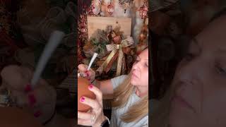 Make a fall wreath with me in under a minute 🍁🍂 #fall #wreathmaking #inspo