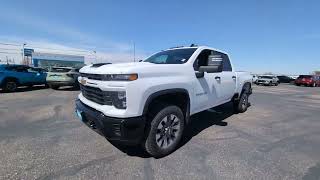2025 Chevrolet Silverado_2500HD Custom Cheyenne, Fort Collins, Laramie, Pine Bluffs, Kimball WY 2025 Chevrolet Silverado 1500 Custom Cheyenne Fort Collins Laramie Pine Bluffs Kimball Wy