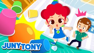 Paper Cup Bowling With Daddy | Family Playtime | Family Song | Kids Songs \& Stories | JunyTony