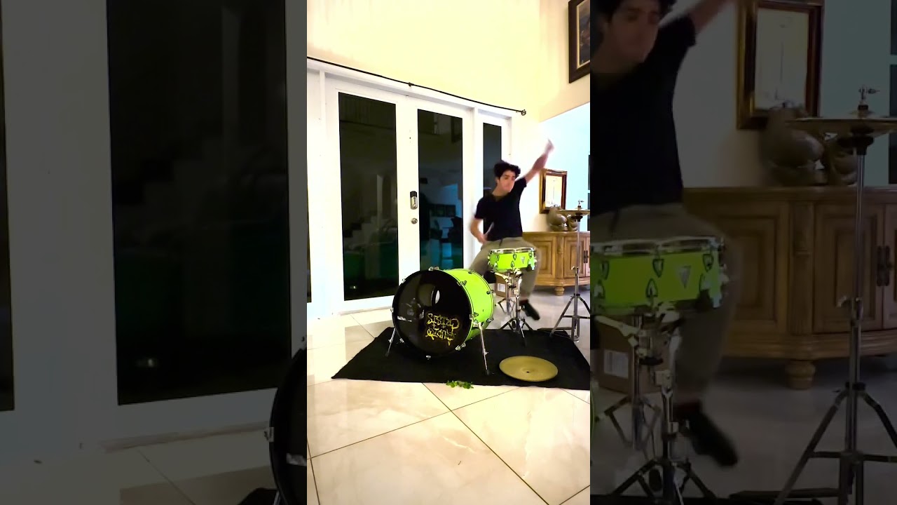 The Pretender - Foo Fighters (Joey Castro Drum Cover) adlı videoyu YouTube'da izle The Pretender - Foo Fighters (Joey Castro Drum Cover) adlı videoyu YouTube'da izle