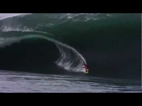 Video: Bekijk Dit Volledige Scherm: All-time Teahupoo + Phantom Camera [VID] - Matador Network