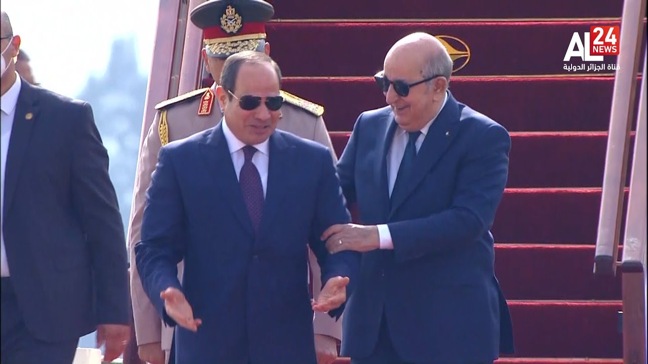 الرئيس المصري عبد الفتاح السيسي يصل إلى الجزائر للمشاركة في القمة العربية