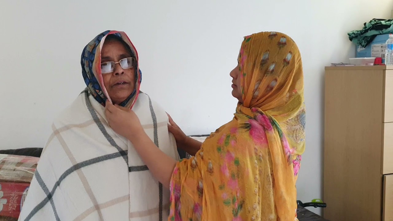 বিদায় বেলাটা আসলেই অনেক কষ্টের ছিল। লন্ডন থেকে আম্মা বাংলাদেশ চলে গেল।