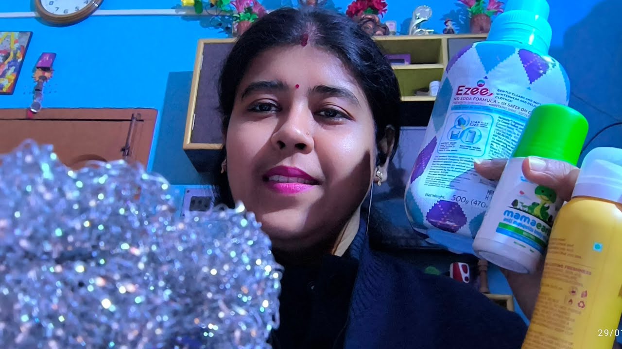 ASMR Doing your makeup But with the wrong props💄💄💄💄