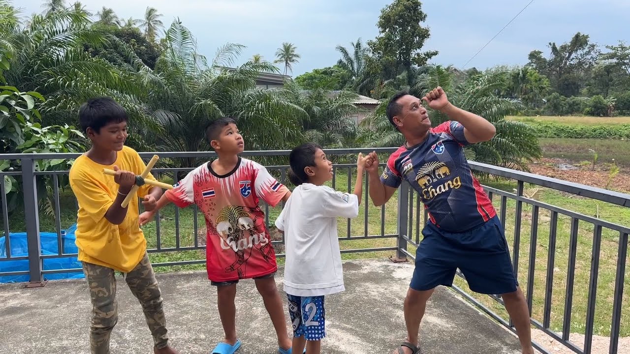 เจอว่าวจุฬายักษ์ตัวใหม่บังเอียด งานนี้ต้องชัก 4 คน