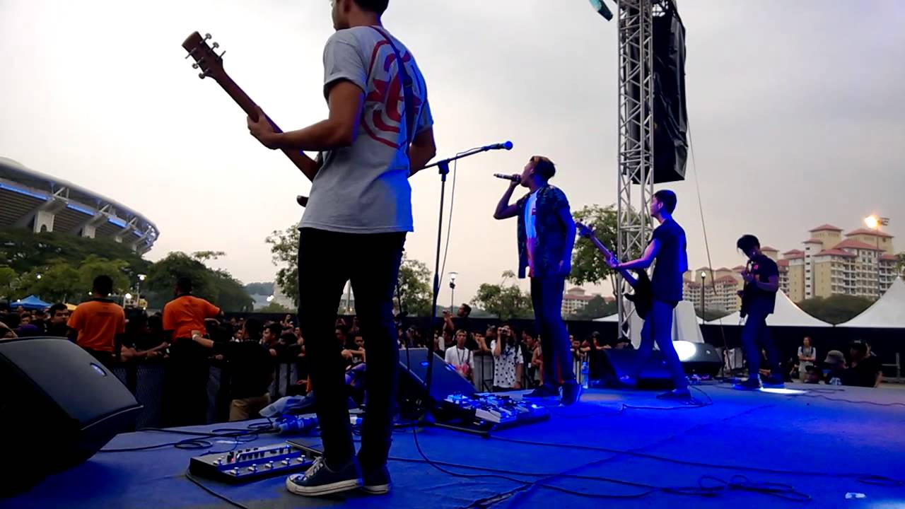 Azureforjanne - The Finisher (Live at Rocktheworld)