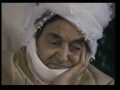 مجلس ذكر بحضور الولي الصالح الغوث السيد الشيخ محمد عثمان سراج الدين الثاني النقشبندي القادري الحسيني مجلس ذكر بحضور الولي الصالح الغوث السيد الشيخ محمد عثمان سراج الدين الثاني النقشبندي القادري الحسيني