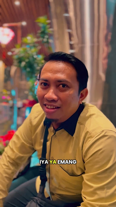 Betawi People Attend a Wedding with Rich People #comedy #funny #funny #laugh #whateveryousay #betawi