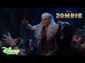 🐺 „Call To The Wild" | Zombik 2 | Disney Csatorna
