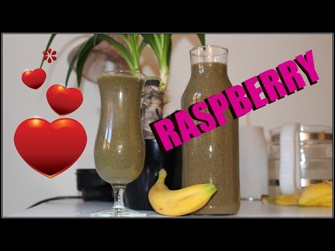 vegan-raspberry-smoothie-with-bananas-and-spinach---raw-food-2017