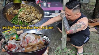 Kaki Babi Kicap Masak Dalam Buluh Sampai Lembut // Masakan Kampung Borneo…//