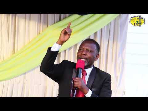 MKUTANO WA INJILI NA MCHUNGAJI KAGOMA KATIKA UWANJA WA LUMAMBO SOKO LA MKULIMA