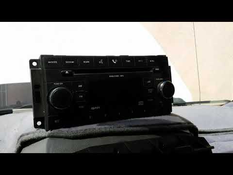(Chrysler/Dodge) U0184 Lost Communication with Radio