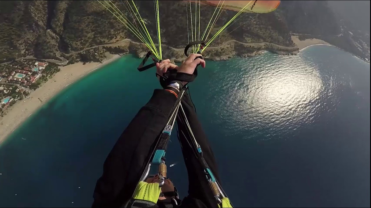 Somewhere in paradise | Acro paragliding