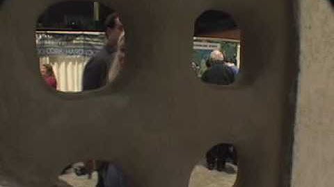 Perform Wall: recycled styrofoam as building material