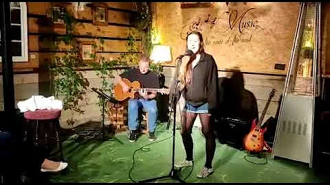 Sandra Castillo - The best (Acoustic version) London