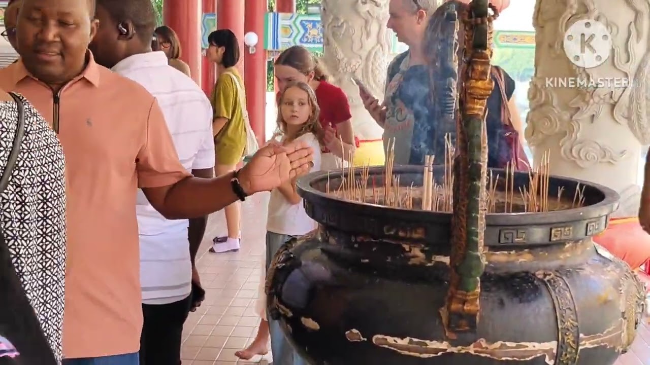 Berdoa Syukur HUT I Cucu kedua Jayasena Wardana Lie (Lie Jien Sheng)di Thien Hou Kung-Kuala Lumpur. 