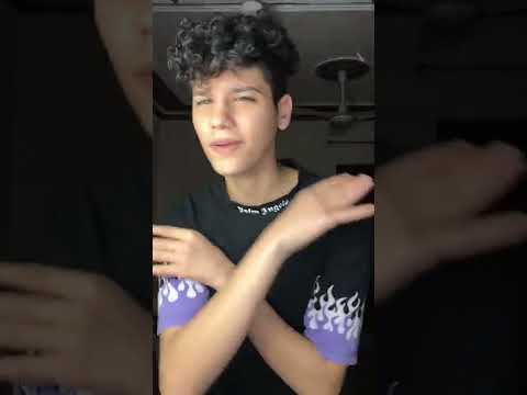 وهاقولها ثاني مره انا بحبك و فيكي بموت