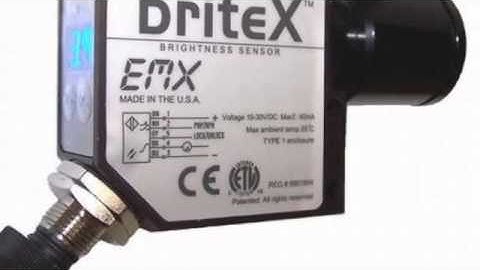 EMX BRITEX-100 Photoelectric Sensor Brightness 10-24VDC NPN/PNP NO/NC 150mm