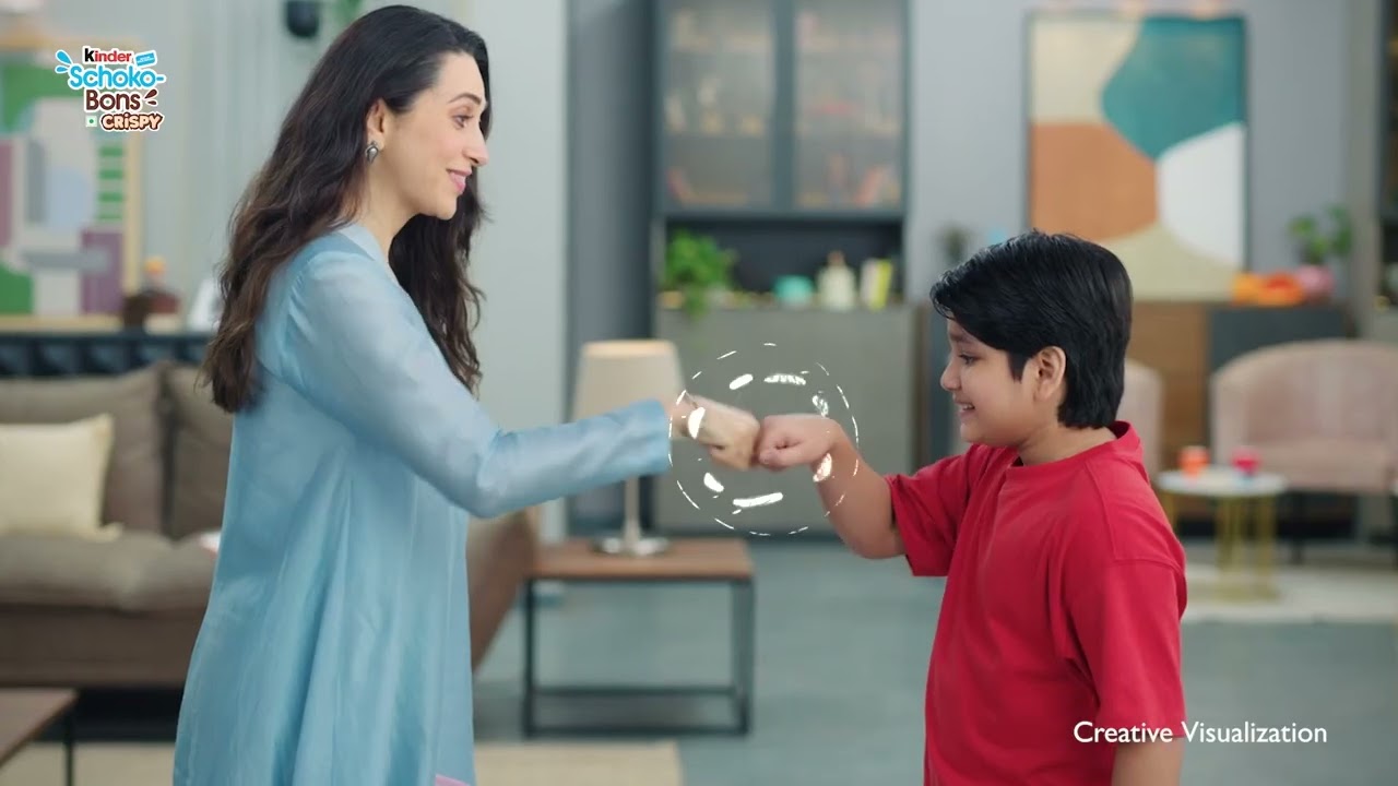Kinder Schoko Bons Crispy welcomes Karisma Kapoor - 6 sec