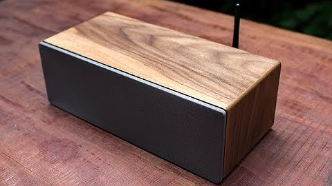 Trên tay loa di động Audioengine B2