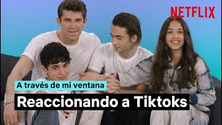 ⁣El cast REACCIONA a vídeos de TIKTOK | A través de mi ventana | Netflix España