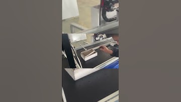 Gluing machine making rigid box