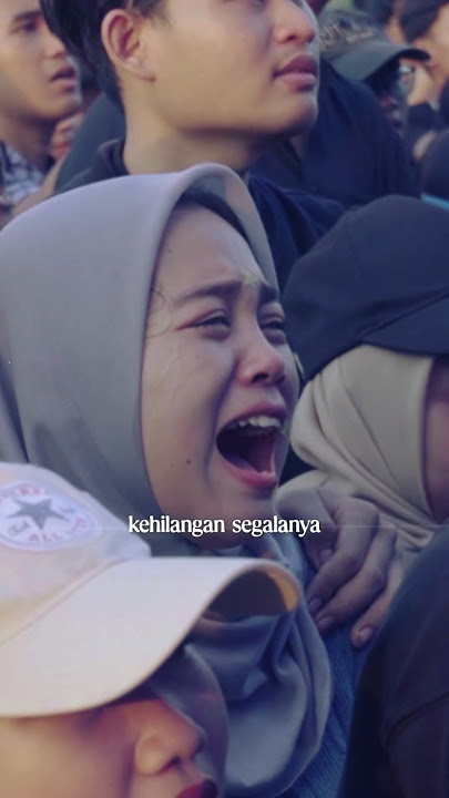 Sudahlah, kali ini aku kalah. Kehilangan mahkota. Kau dan dia pemenangnya #sadrah #forrevenge